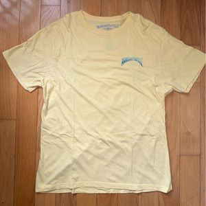 Men’s Yellow Margaritaville T-shirt in size M